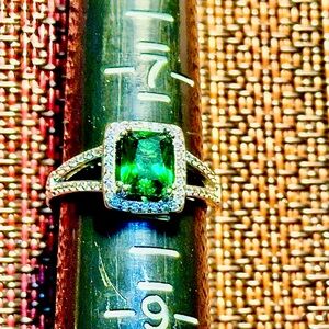 Fragrant Jewels Green Ring
